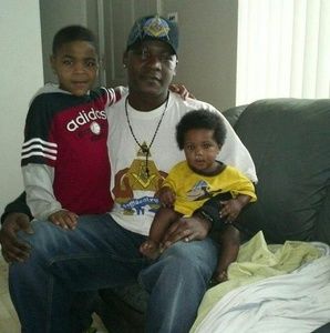 Meet your Posher, Sidney